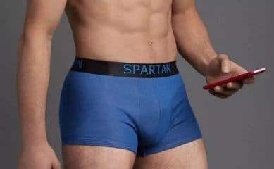 Custom men'
style=